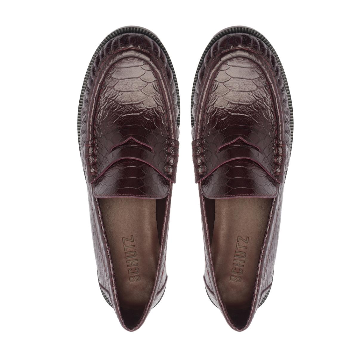 Tyche Flat in Dark Plum