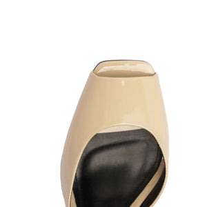 Estella Patent Pump in Natural Nibs