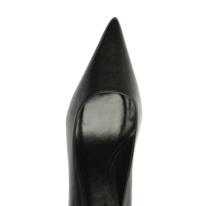 Eleanor Leather Pump in Black