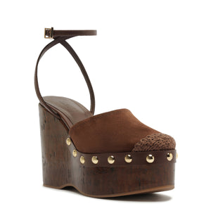 Kayana Pump in Root Brown