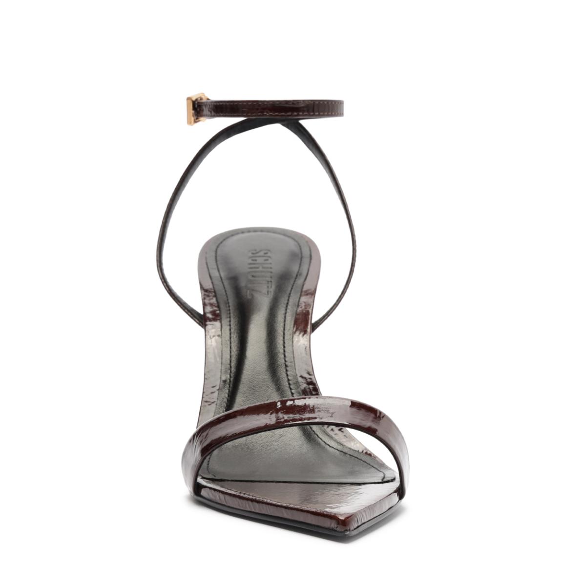 Elisha Sandal in Maplewood