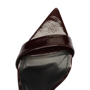 Elisha Sandal in Maplewood