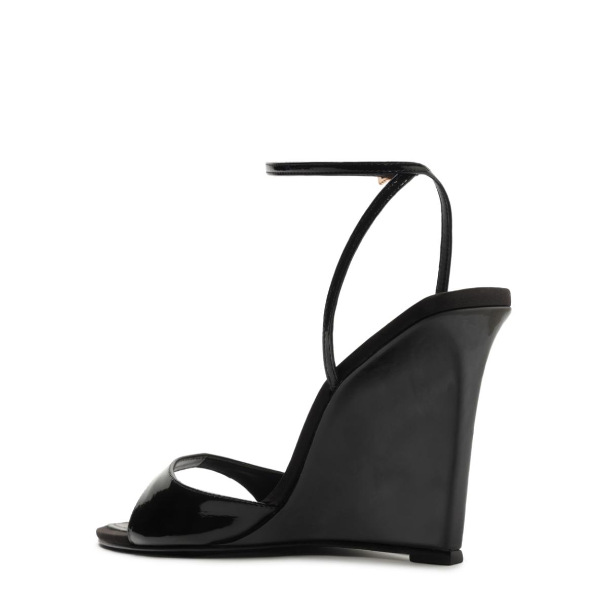 Elodie Sandal in Black