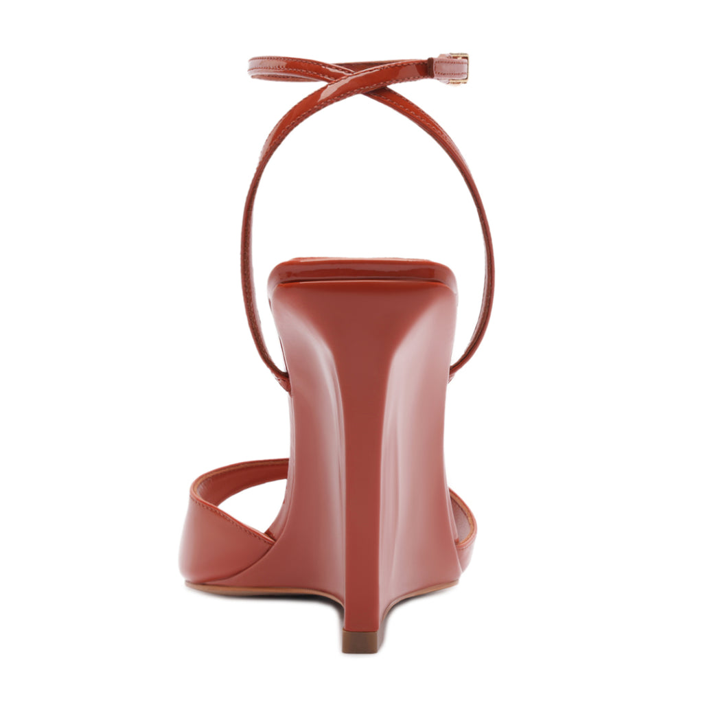 Elodie Wedge in Sunset Ochre