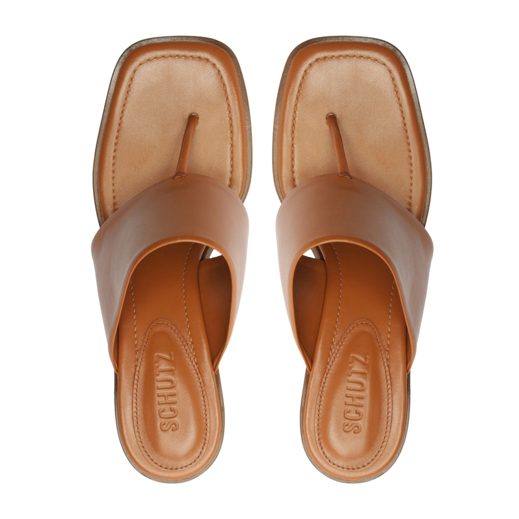 Martha Block Leather Sandal in Miele