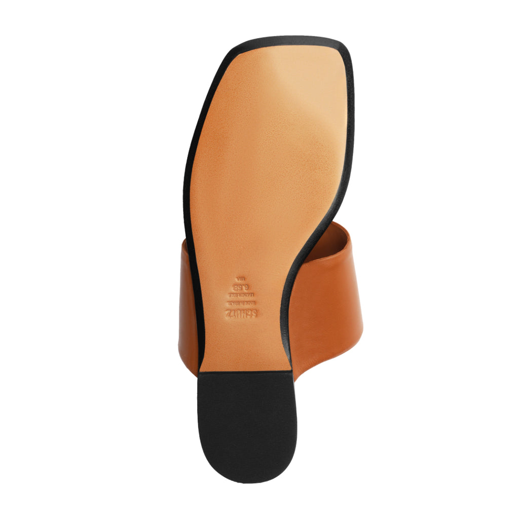 Martha Leather Sandal in Miele