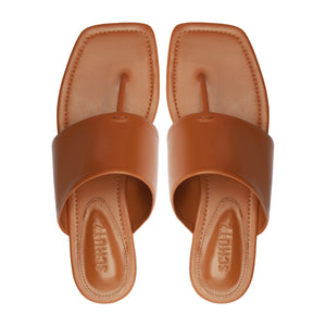 Martha Leather Sandal in Miele