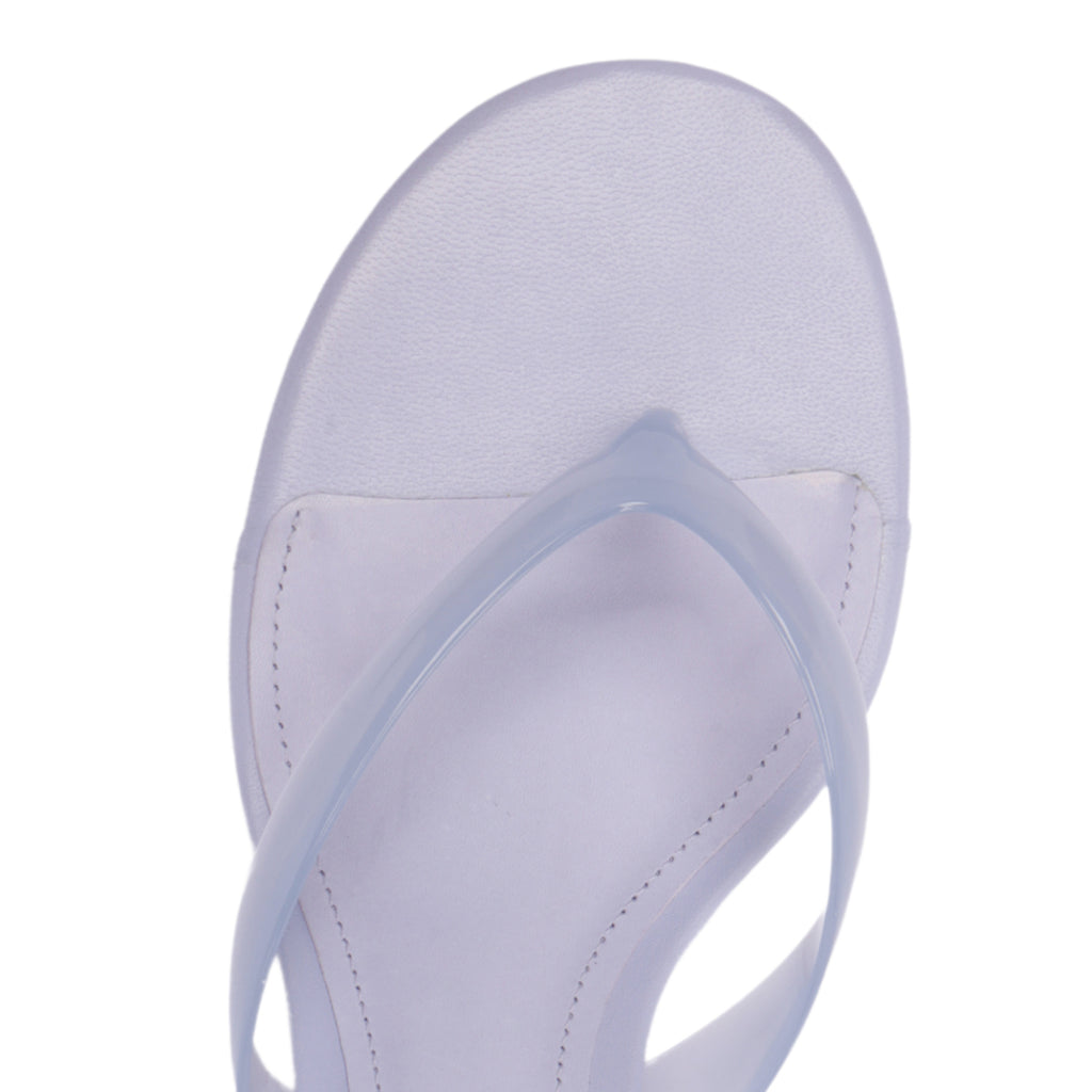 Roslyn Sandal in Lavander Sky