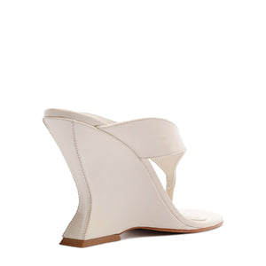 Maya Leather Sandal in Sugar White
