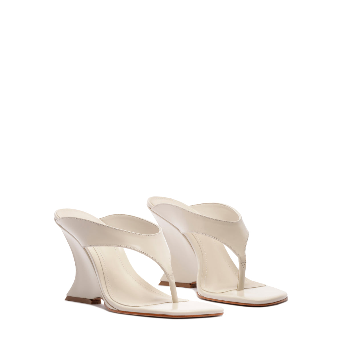 Maya Leather Sandal in Sugar White