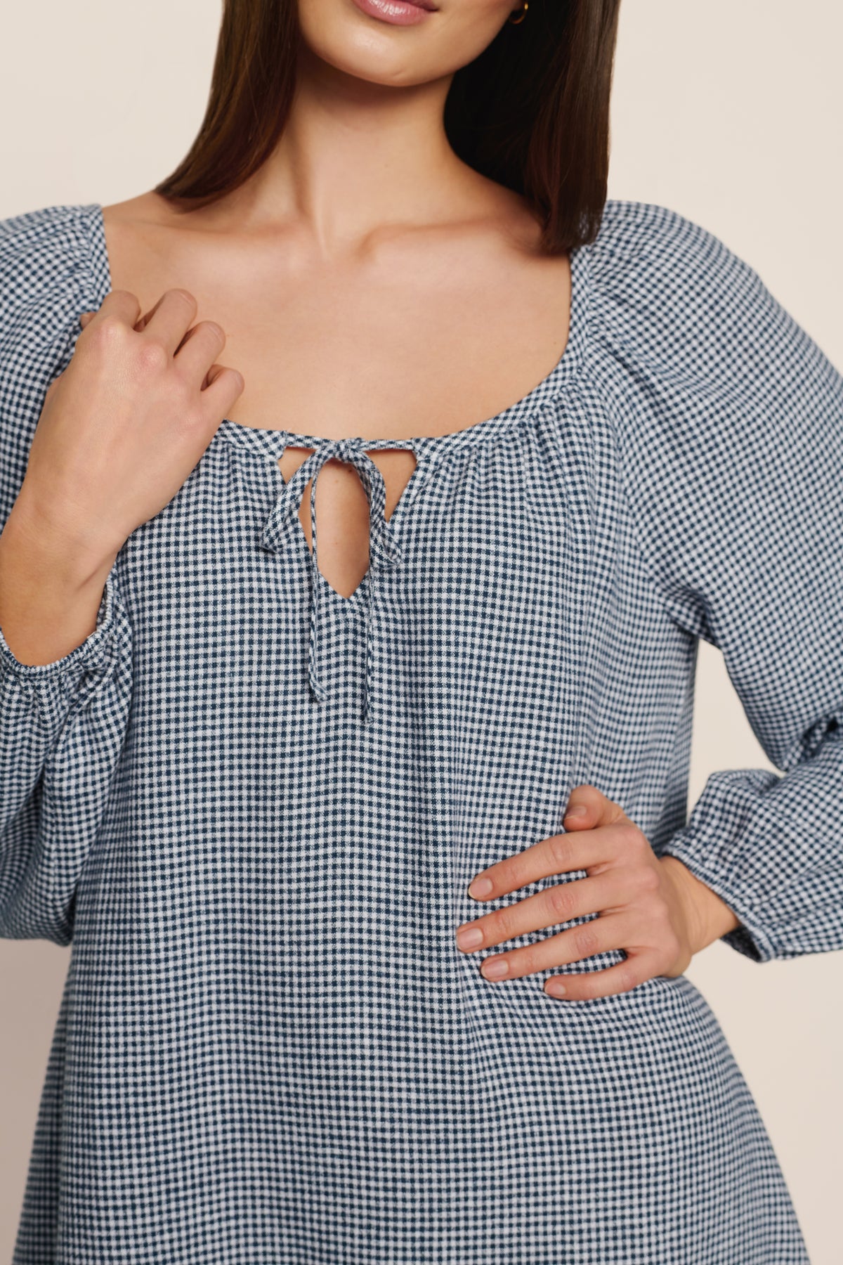 Linen Blend Short Dress in Gingham White/Navy