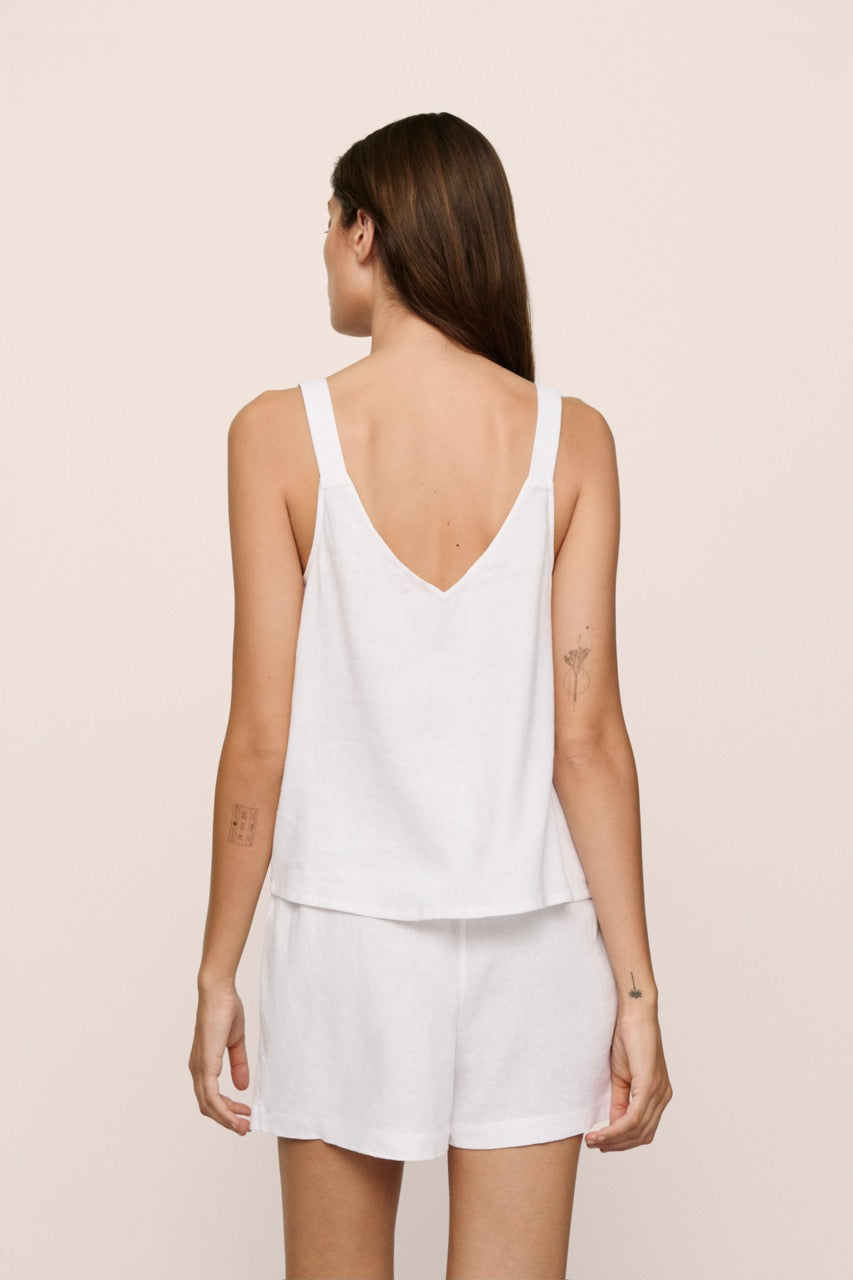 Linen Blend Relaxed Short in White