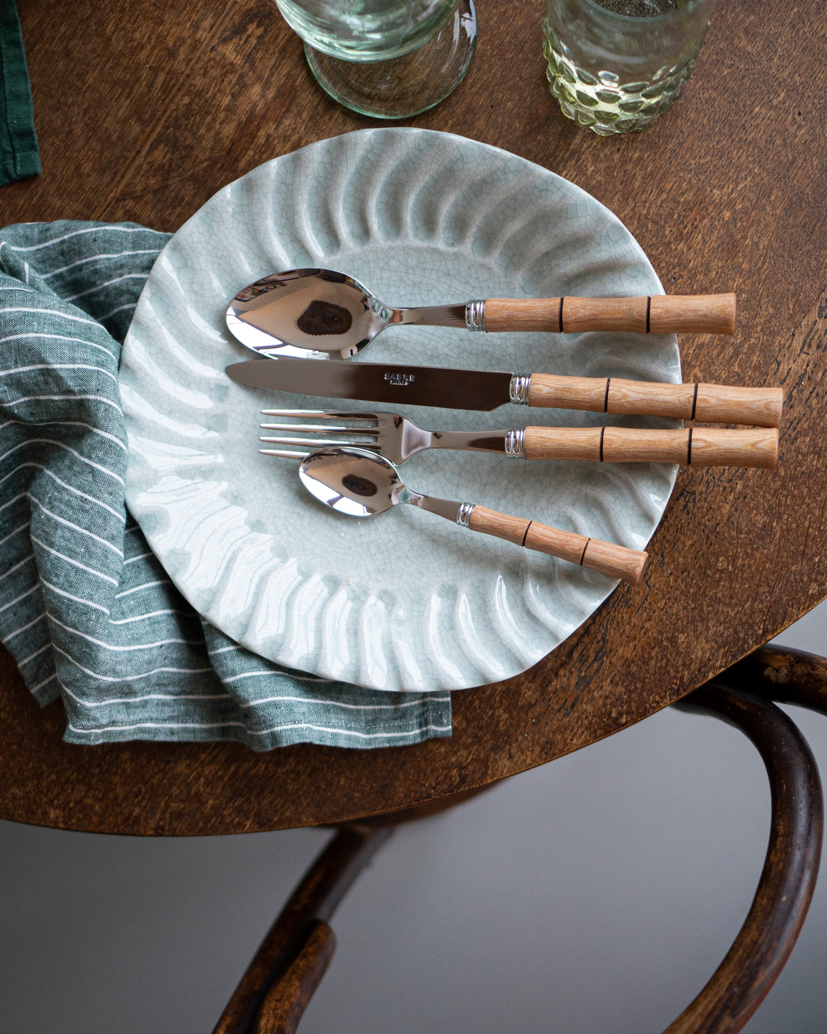 Light Bamboo Laminated Place Setting, Set of 5