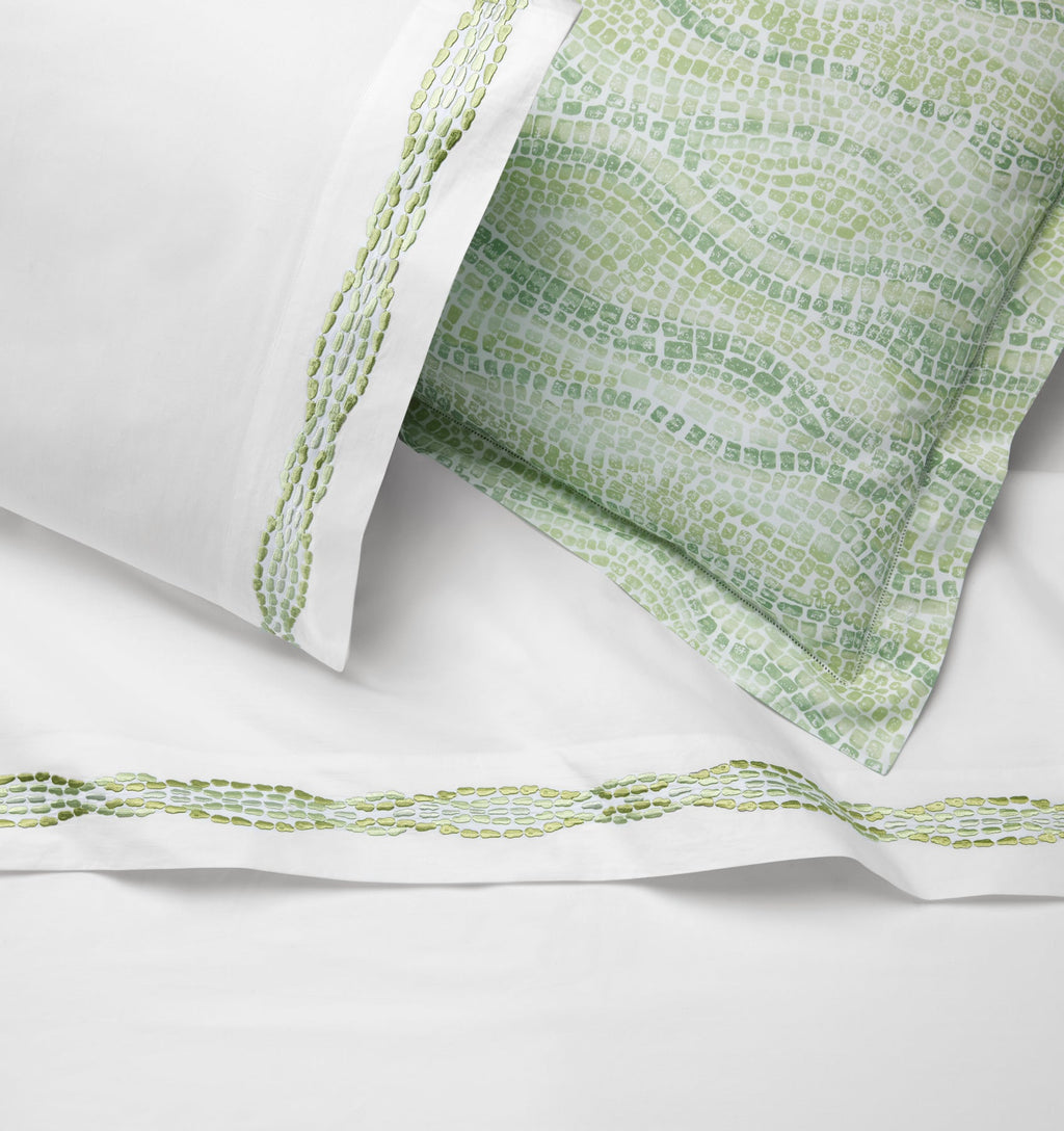 Cobblestones Pillowcase in White & Green