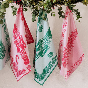 Strofinaccio Nutcracker Dish Towels in Green, Set of 2