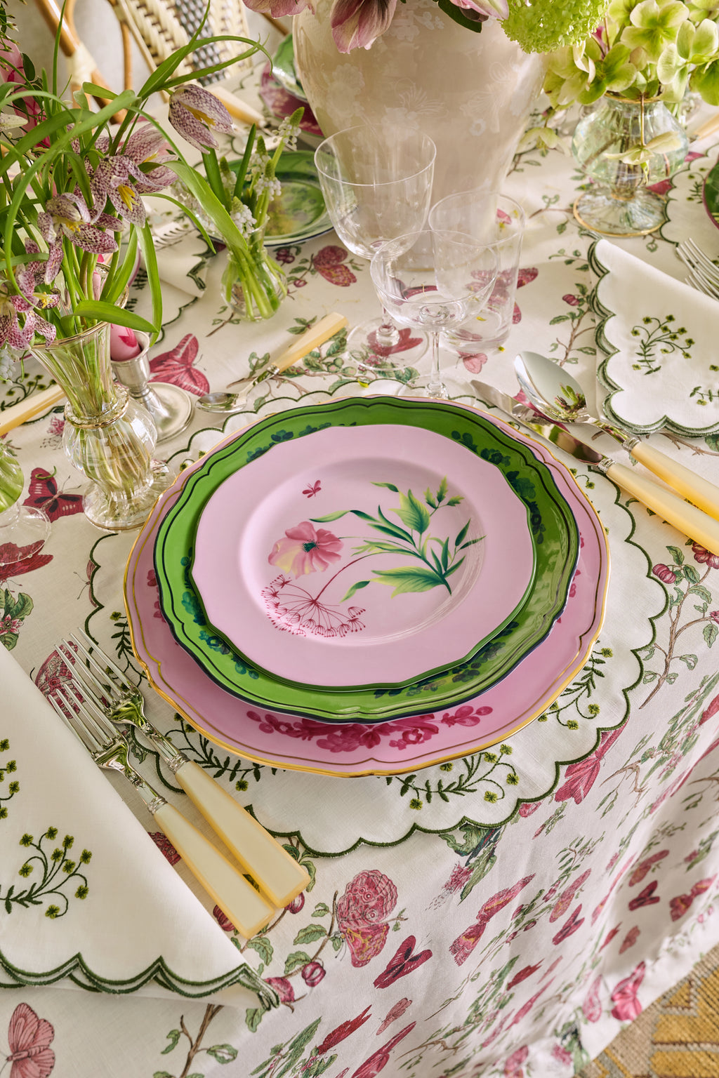 Florenza Malva Fondo Chiaro Duchessa Dessert Plate