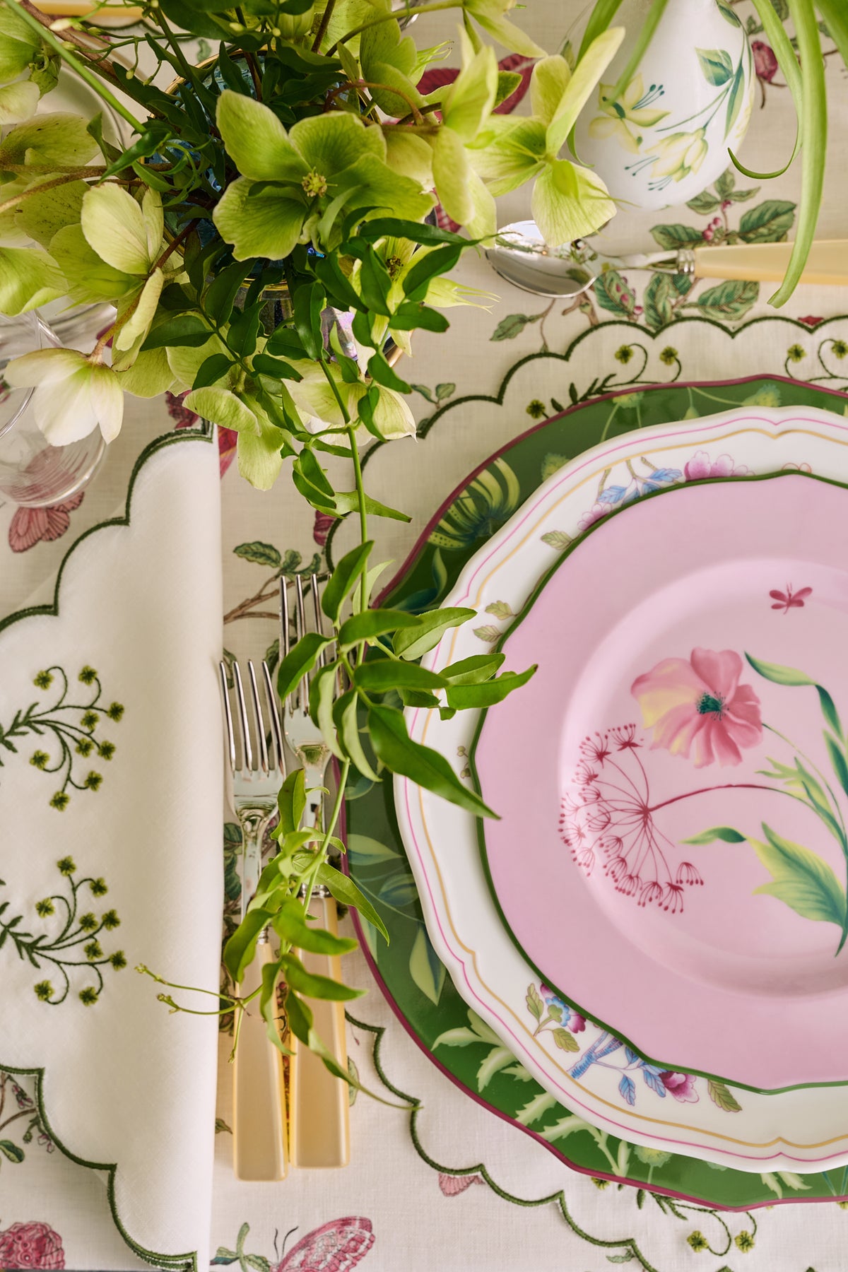 Florenza Malva Fondo Chiaro Duchessa Dessert Plate