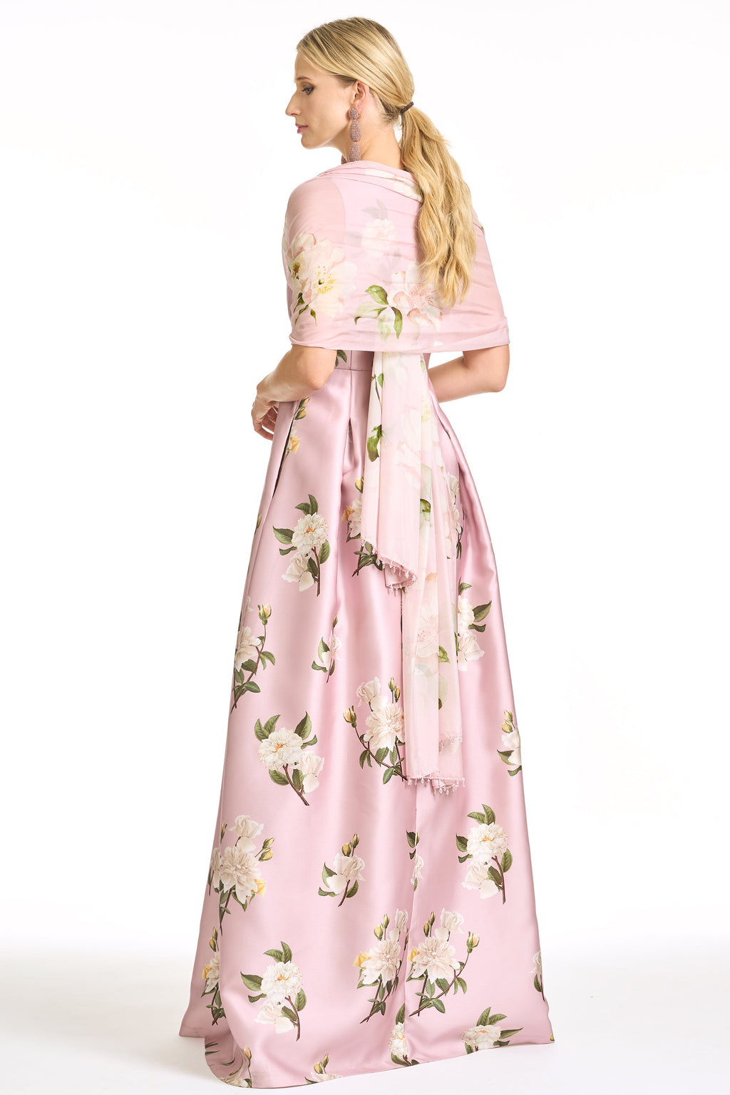 Brooklynne Gown in Rose Quartz Tea Roses
