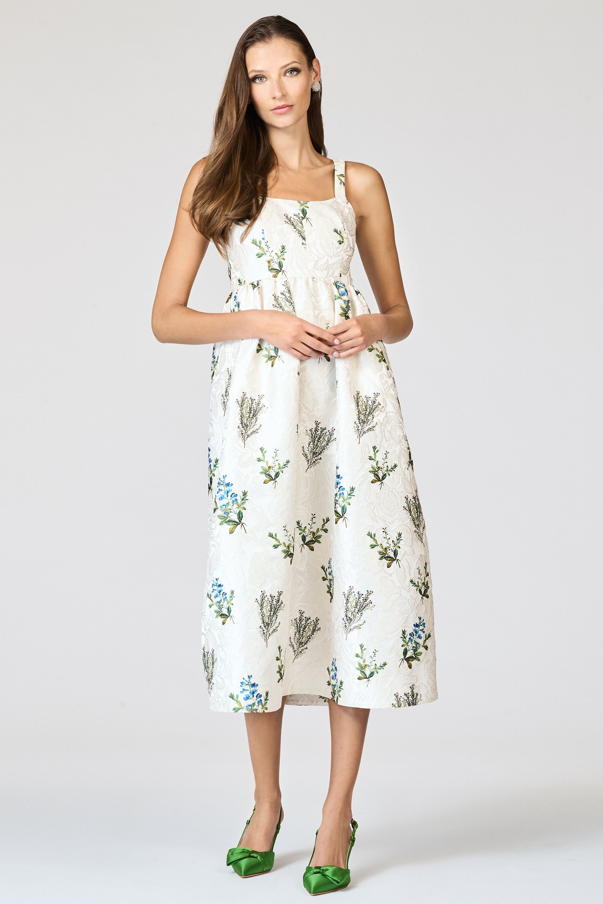 Olena Dress in Pearl Panicle