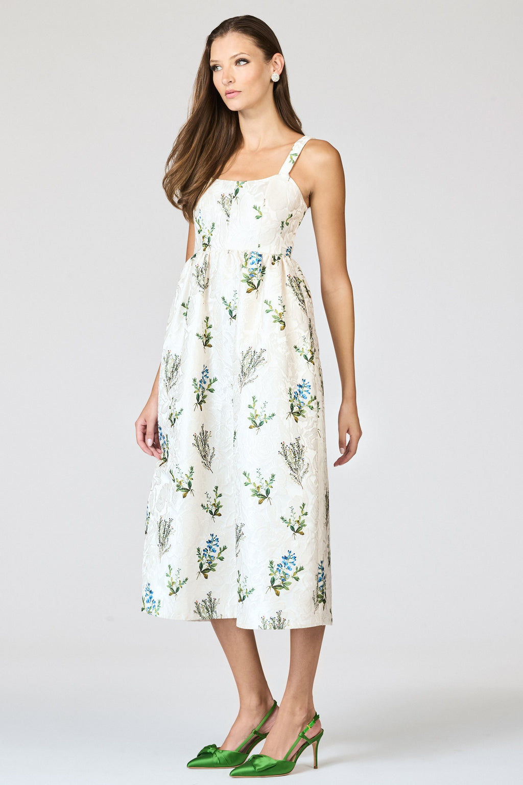 Olena Dress in Pearl Panicle