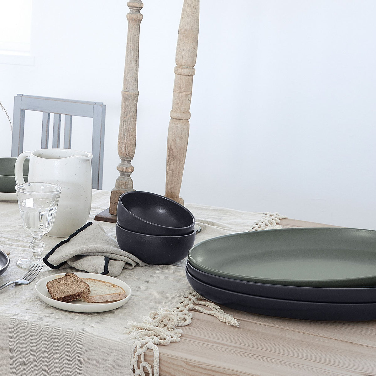 Pacifica Collection Oval Plates in Artichoke, Set of 6