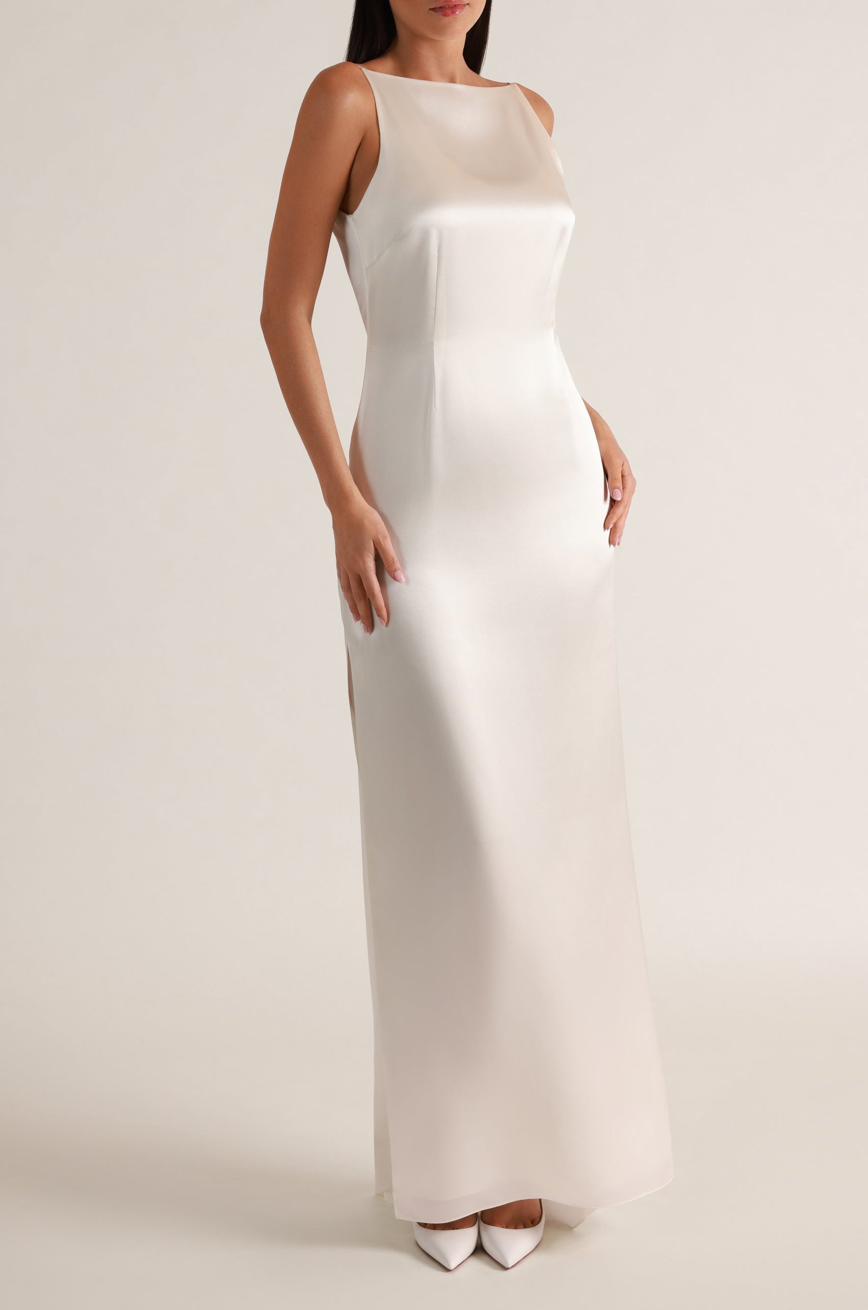 Soie V-Back Slip Gown in Ivory