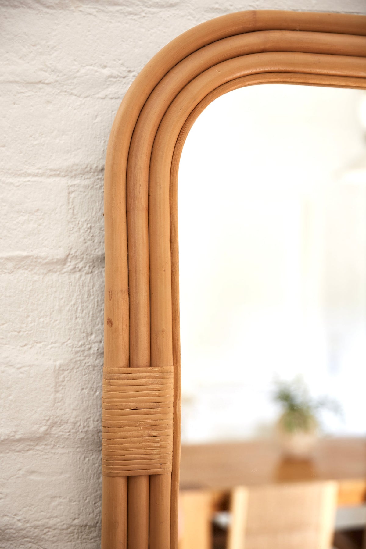 pelicano rectangular mirror detail