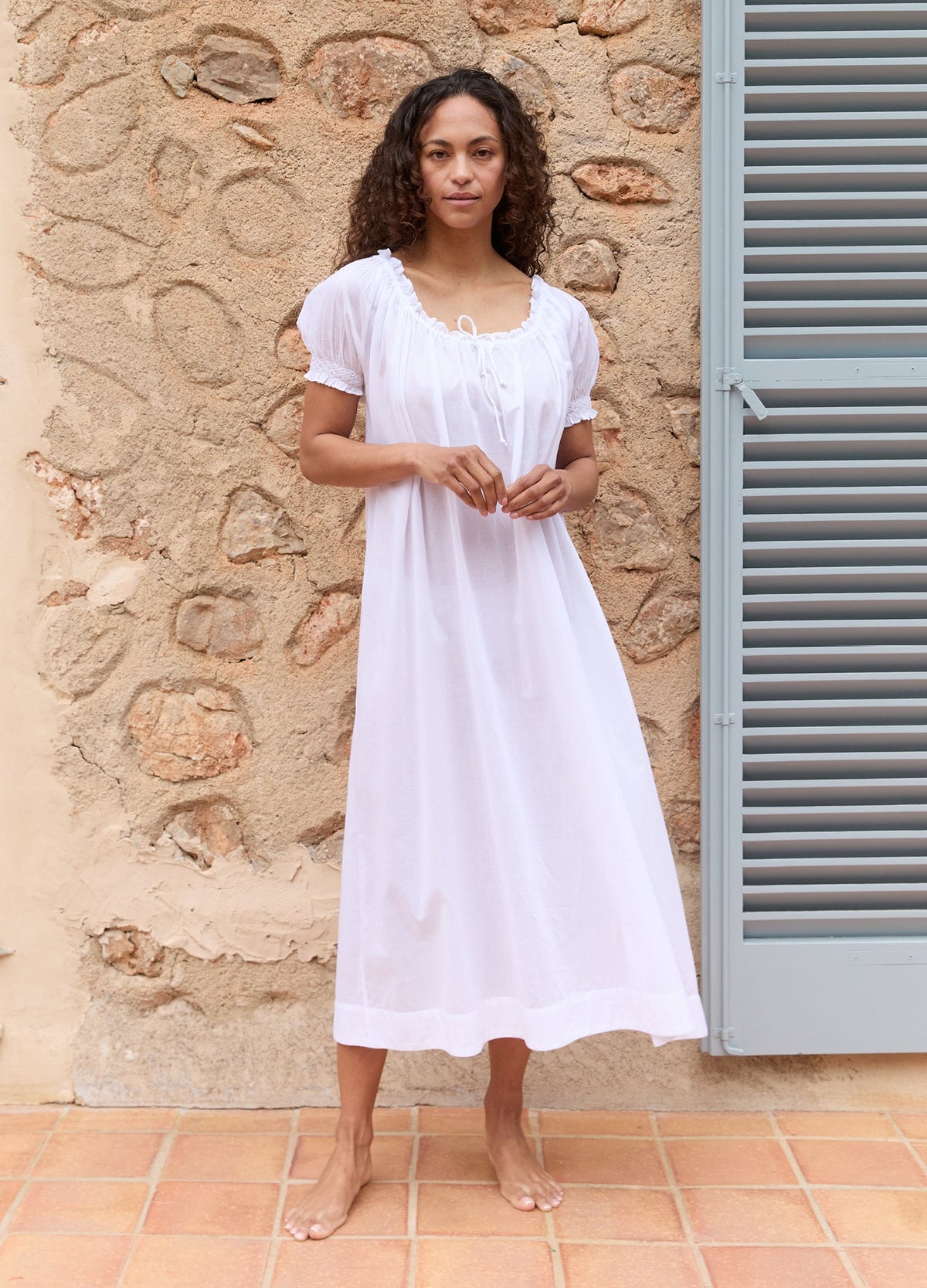 Clover Long Cotton Nightdress in White