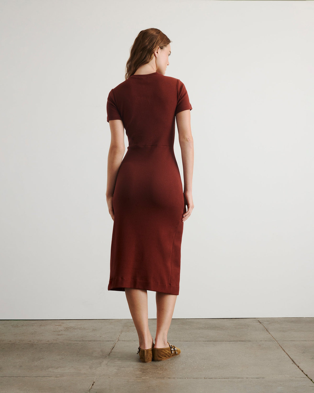 Short Sleeve Cody Dress in Raisin