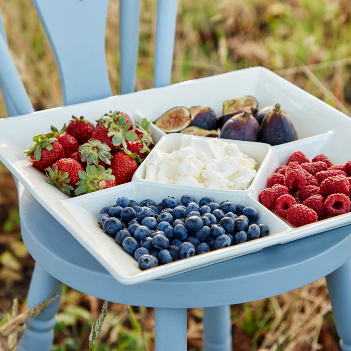 Costa Nova Cook & Host Collection Square Appetizer Tray 13" in White