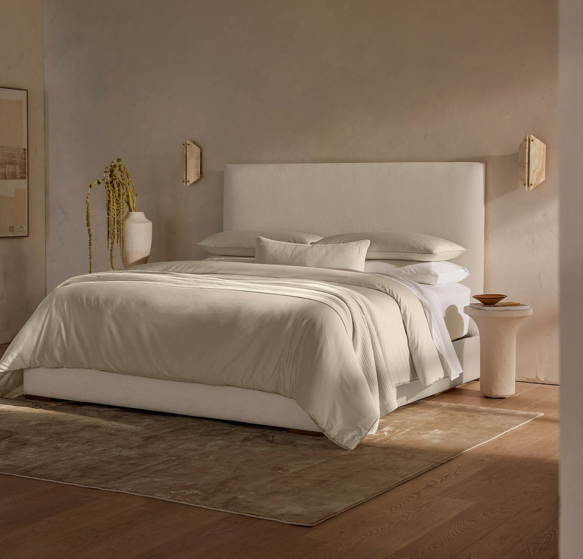 Signature Comforter Set in Sand