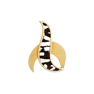 Sandy Point Brooch in White & Black