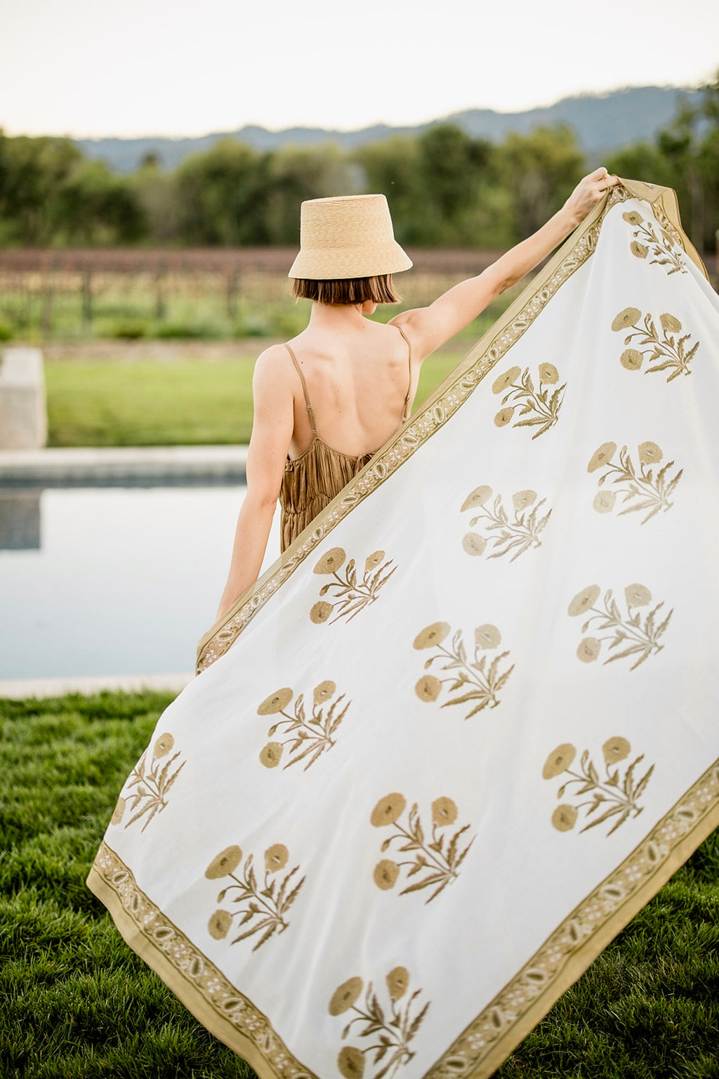Sarong with Bag in Khaki Flower