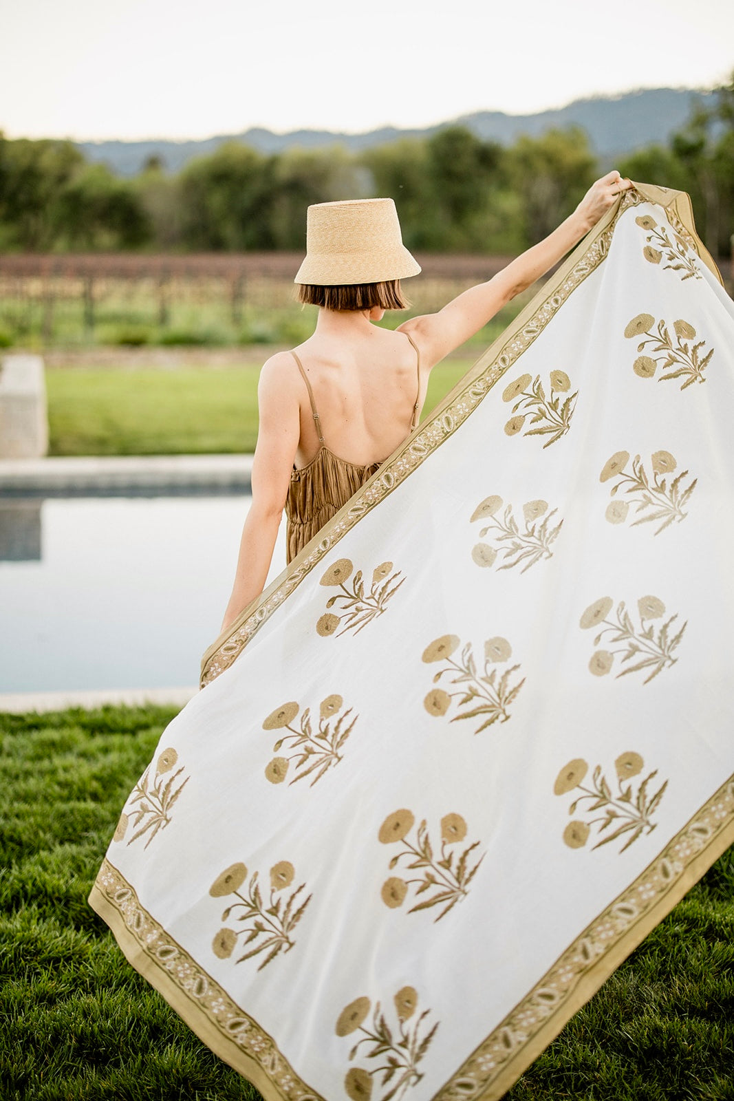 Sarong with Bag in Khaki Flower