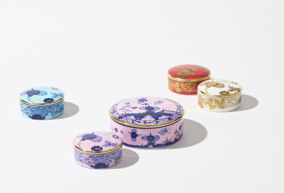 Round Box with Cover in Azalea