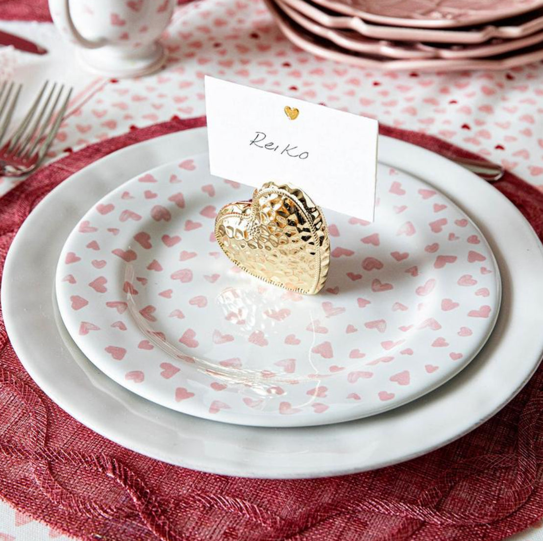 Berry & Thread Heart Place Card Holder, Set of 4 in Gold