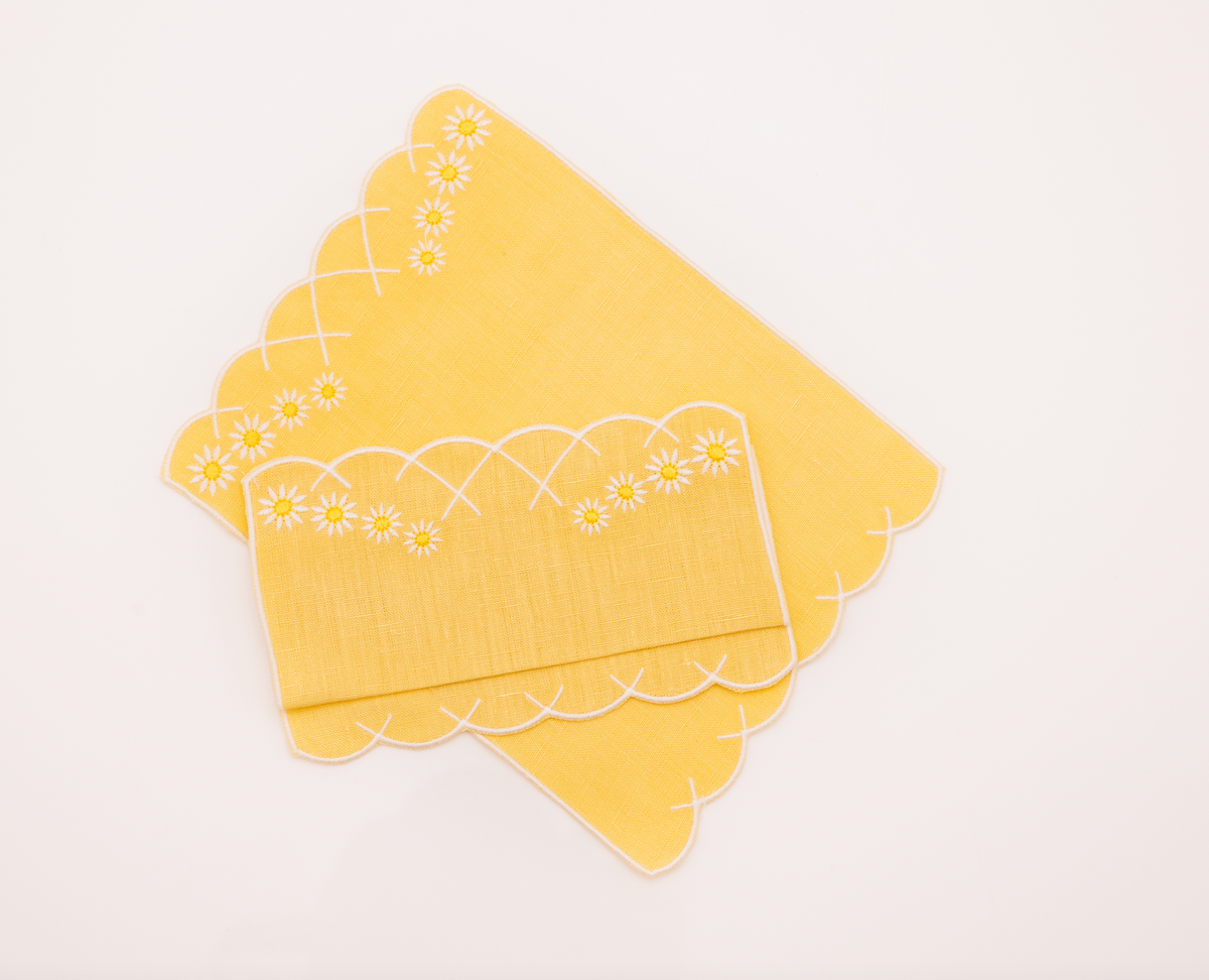 Daisy Aperitivo Cocktail Napkin in Yellow, Set of 4