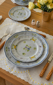 Daisy Placemat in White
