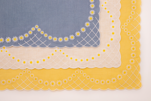 Daisy Placemat in Yellow