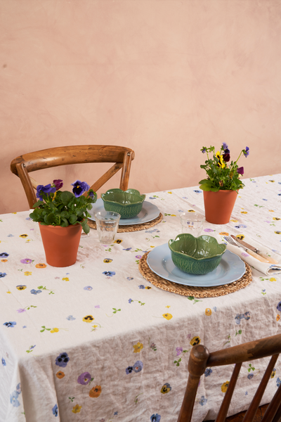 Viola Linen Tablecloth