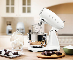 Stand Mixer SMF03 in White