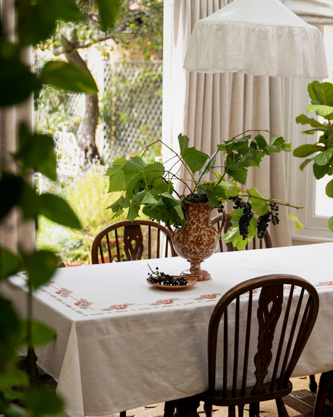 Rose Tapestry Tablecloth