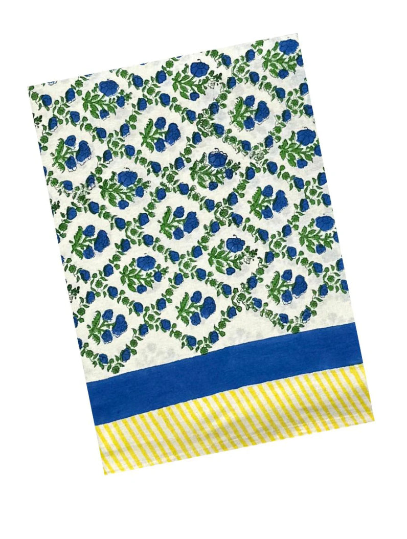 Tablecloth in French Country Blossoms