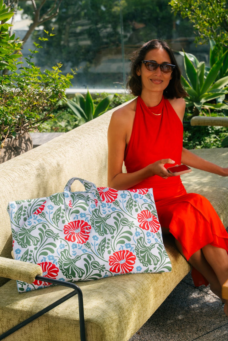 Classic Bag in Large Multi Poppy