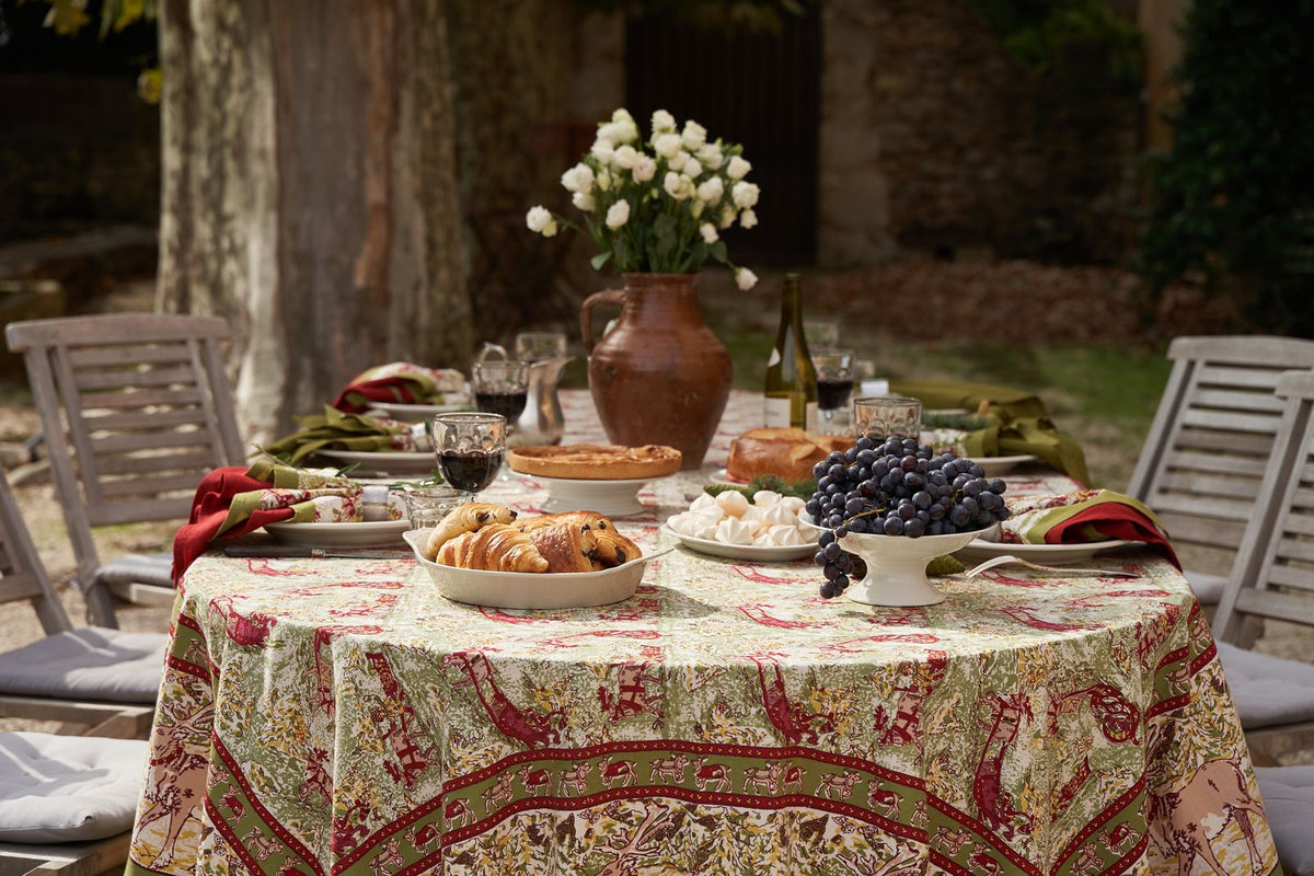 Renne Reindeer Tablecloth in Red & Green