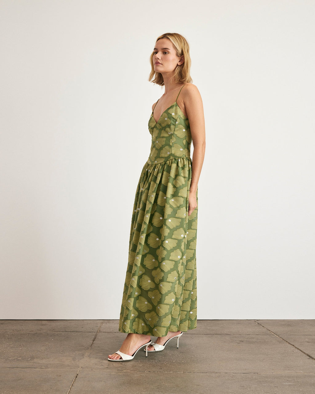 Serena Dress in Avocado