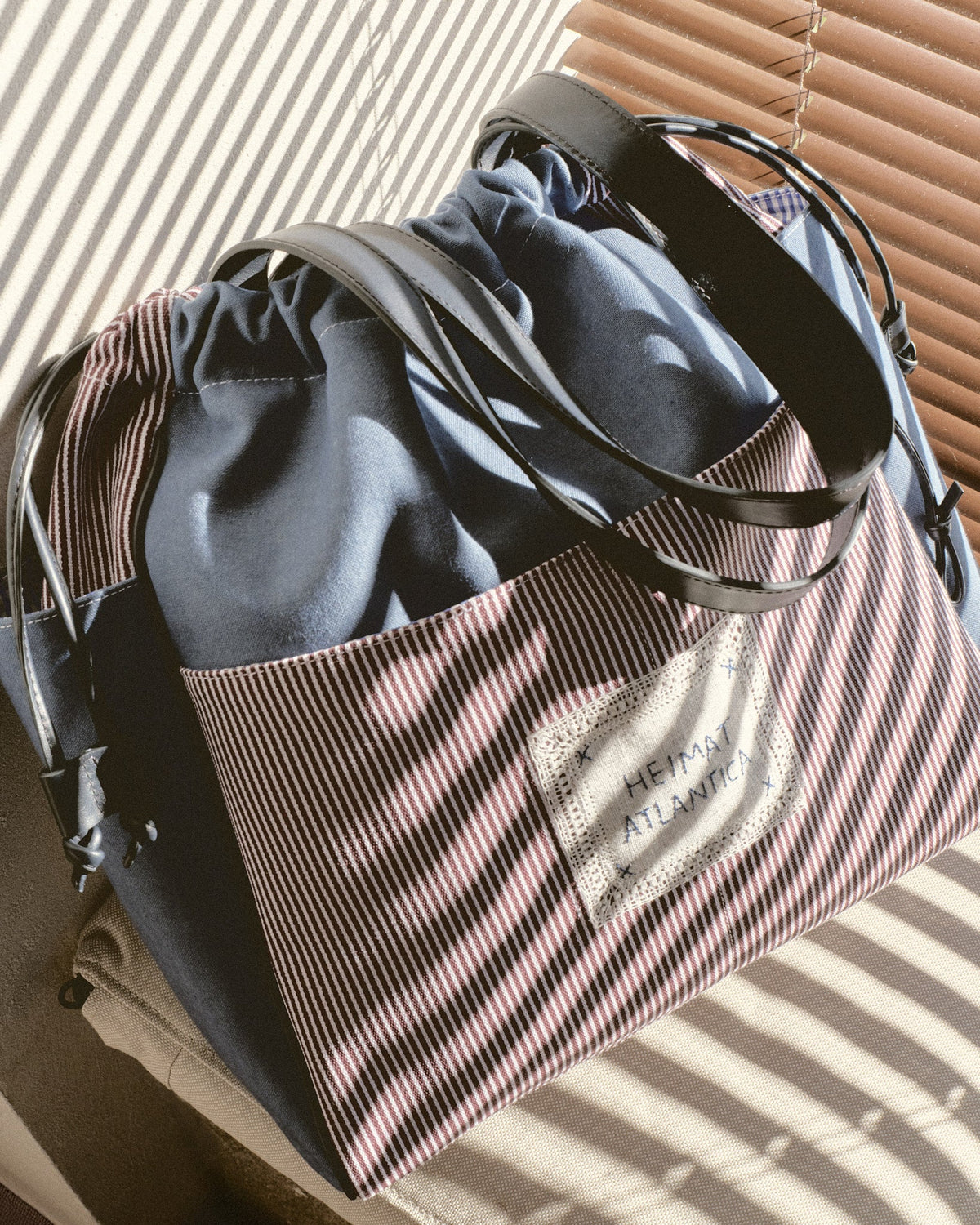 "Camarinas" Tote in Burgundy