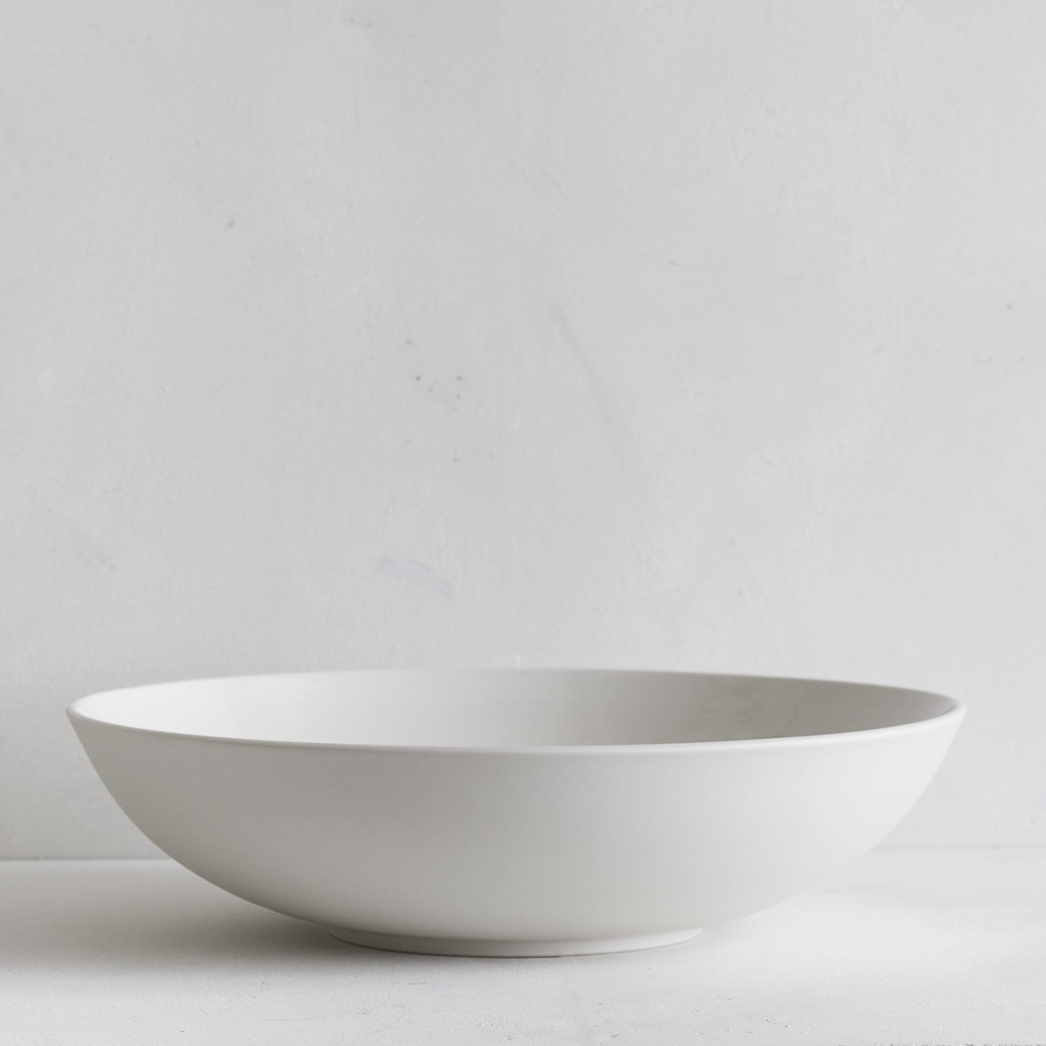 Shallow Serving Bowl 14"
