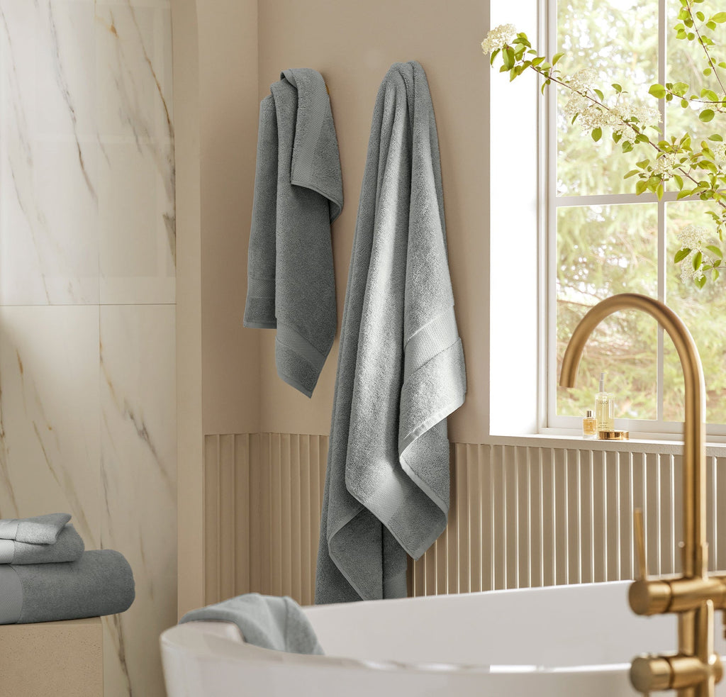 Plush Bath Sheet Set in Shore