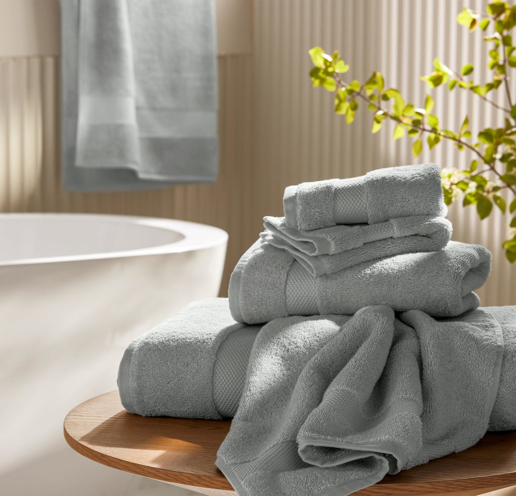 Plush Bath Sheet Set in Shore